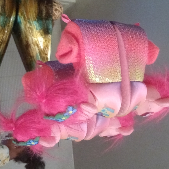 Troll slippers - Picture 2 of 3